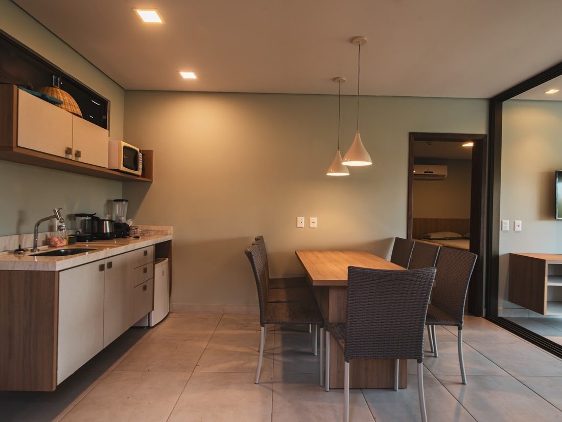 Villas BobZ Exclusive — cozinha e sala de jantar